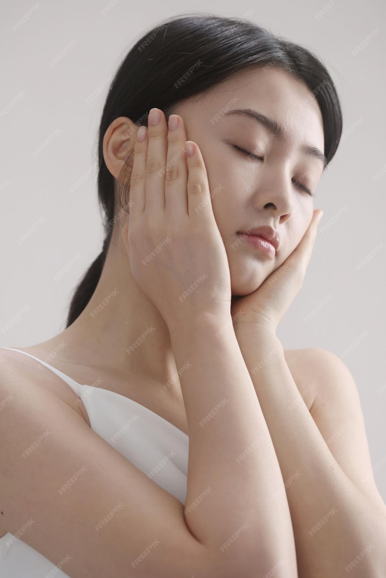 Premium Photo  Face skincare routine the art of enhancing your natural 