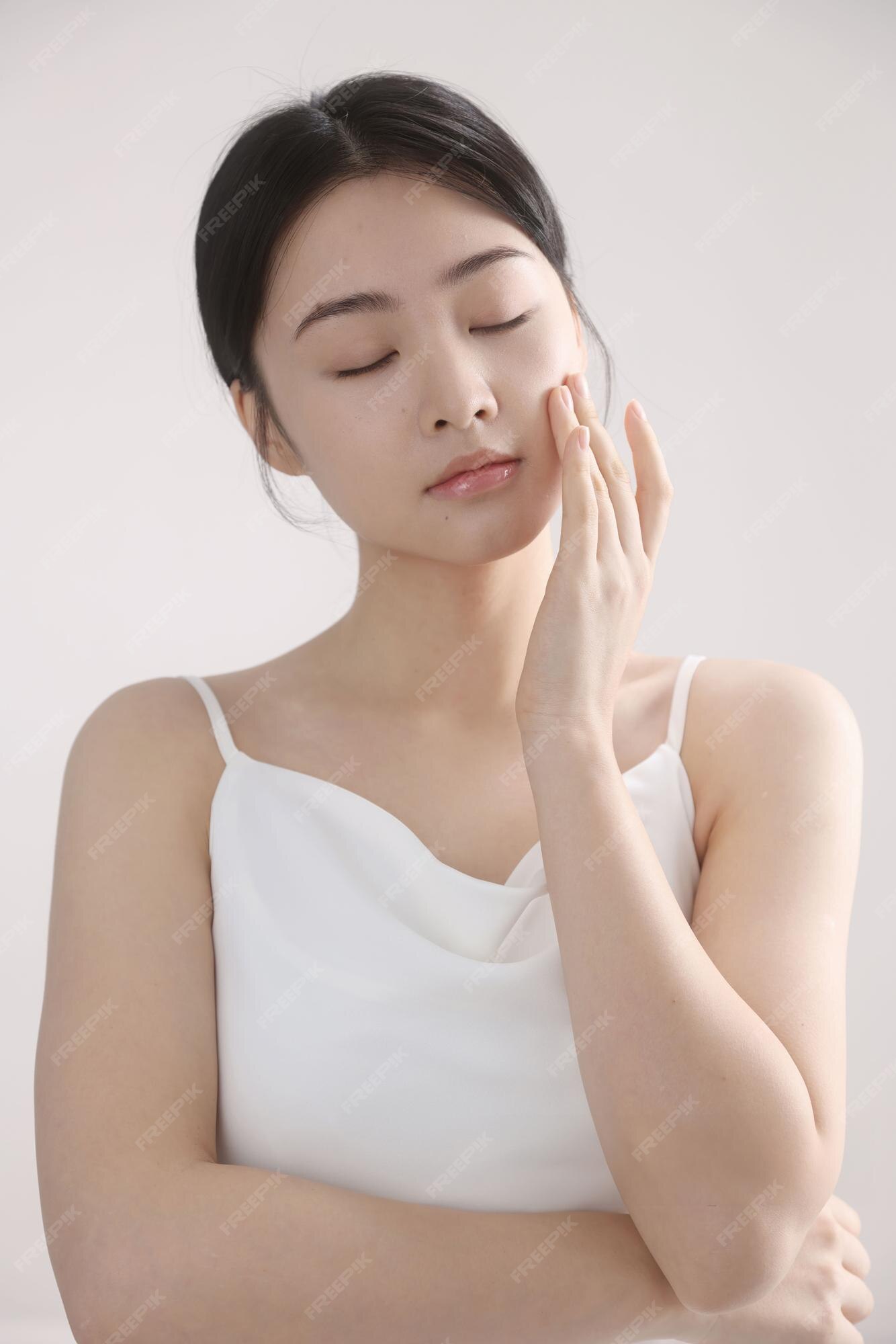 Premium Photo  Face skincare routine the art of enhancing your natural 