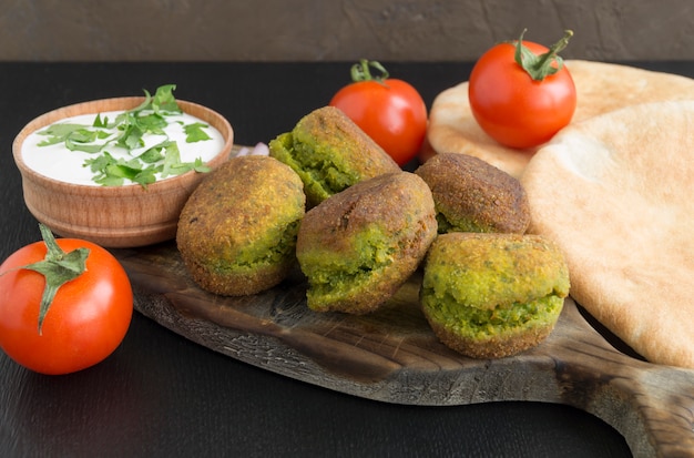 Falafel, een traditioneel Israëlisch gerecht van kikkererwten.