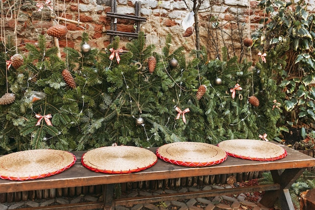 Familie kerstversiering in de tuin Rustiek boho buitendecor