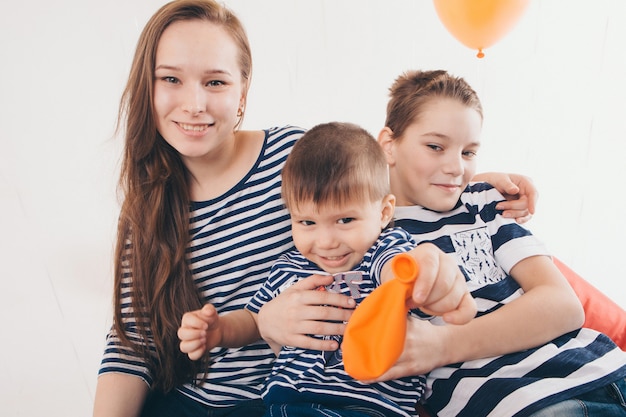 Familie op het feest