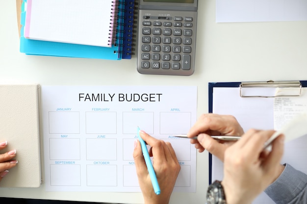 Family income and expenses budget planning