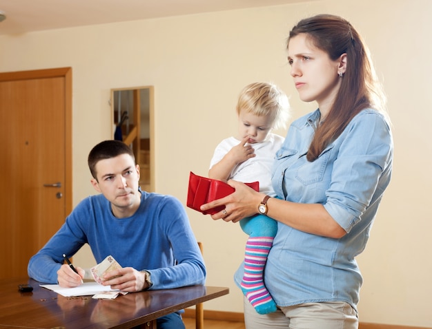 Foto famiglia di tre persone