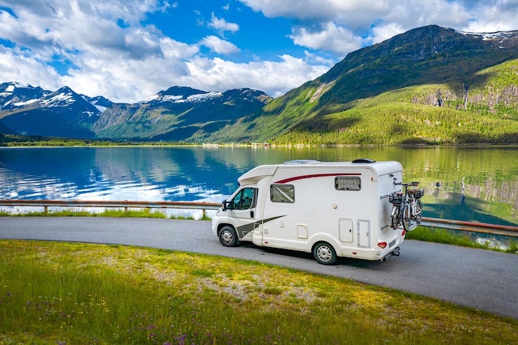 Photo family vacation travel rv, holiday trip in motorhome, caravan car vacation. beautiful nature norway natural landscape.