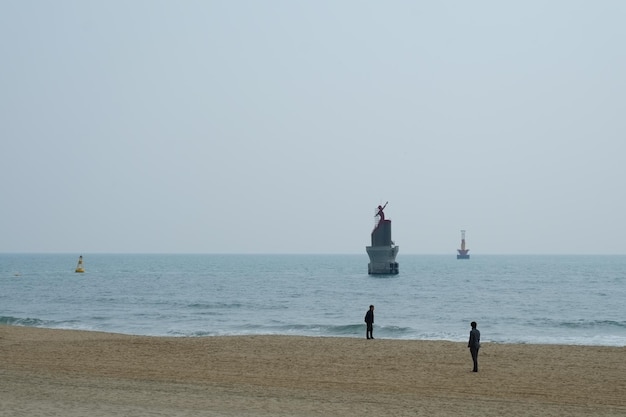 Знаменитый пляж хэундэ в пусане, южная корея