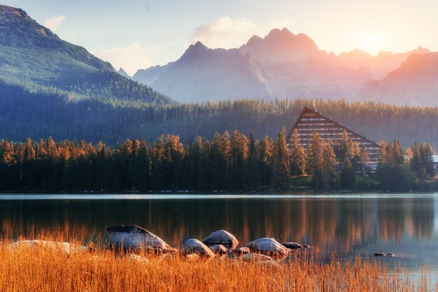 환상적인 Shtrbske Pleso High Tatras. 슬로바키아, 유럽.