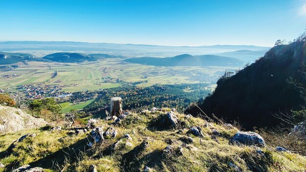 Foto fantastisch uitzicht op wandelen.