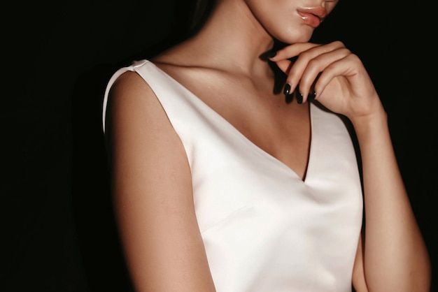 Photo fashion model wearing classic white dress on backstage during fashion week