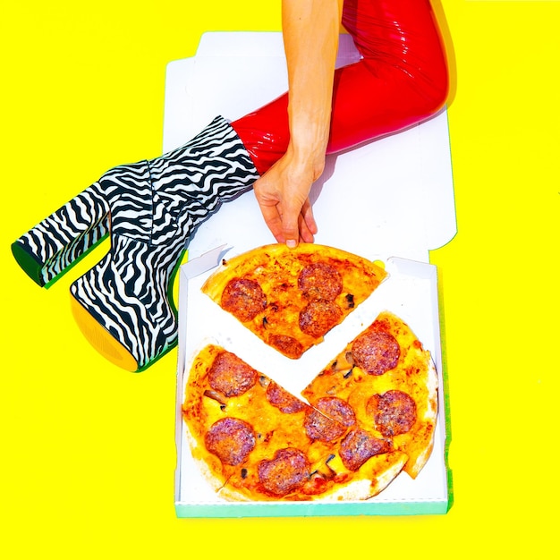 Foto fast foot creatief ontwerp minimal art pizza lover food porno concept