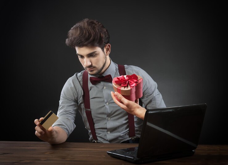 फोटो fast online gift shopping concept