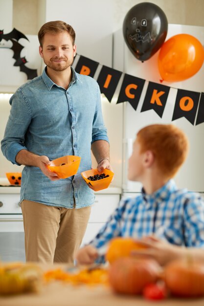 Father and son arranging party