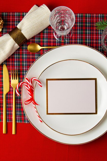 feestelijke decoratie van kerst tafel voor het feest