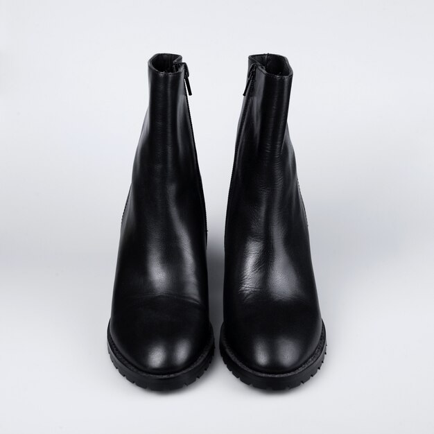 Female black boots