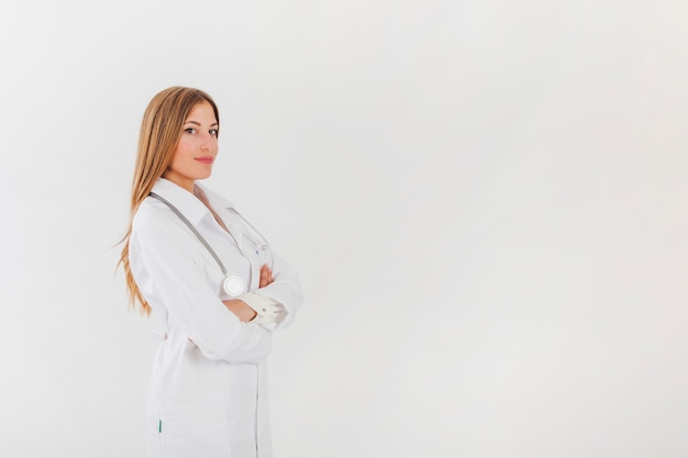 Photo female doctor posing