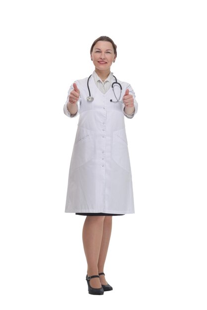 흰색 배경에 고립 된 청진 기를 가진 여성 의사
