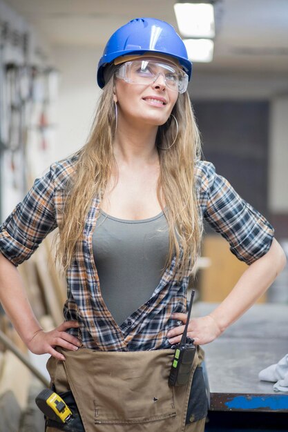 Photo female engineer standing indoors