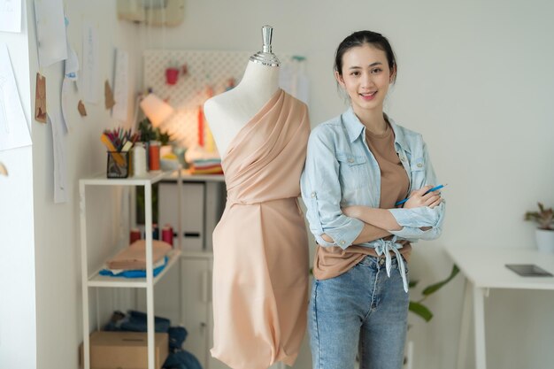 Premium Photo | Female entrepreneurs are making new clothing collections