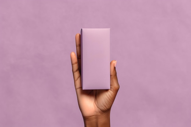 空白の包装モックアップ スタイル AI 生成イラストを持つ女性の手