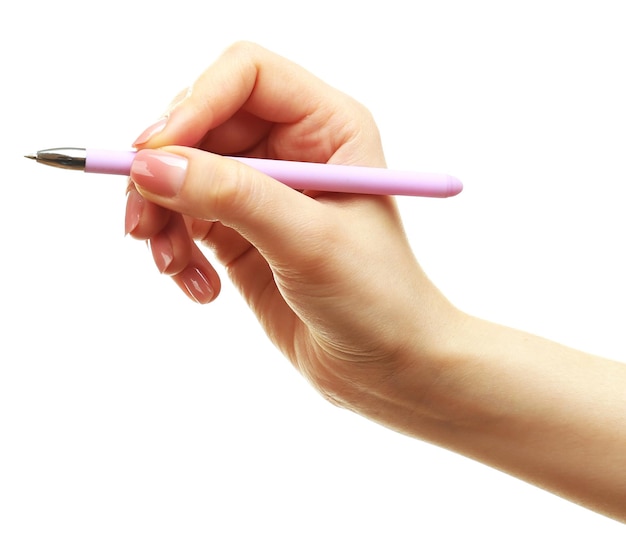 白で隔離されるペンを持つ女性の手