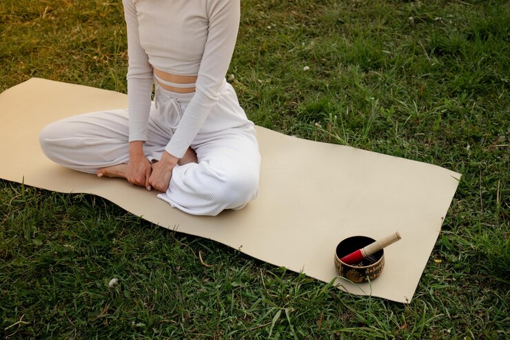 Latihan Meditasi untuk Pemula Hadir di Tengah Kesibukan