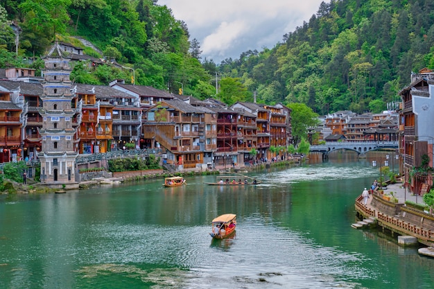 Photo feng huang ancient town phoenix ancient town , china