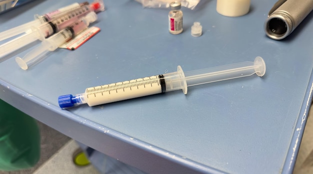 Fentanylmidazolam en propofol symboliseren anesthesiecomfort en nauwkeurige controle in de ziekenhuisset