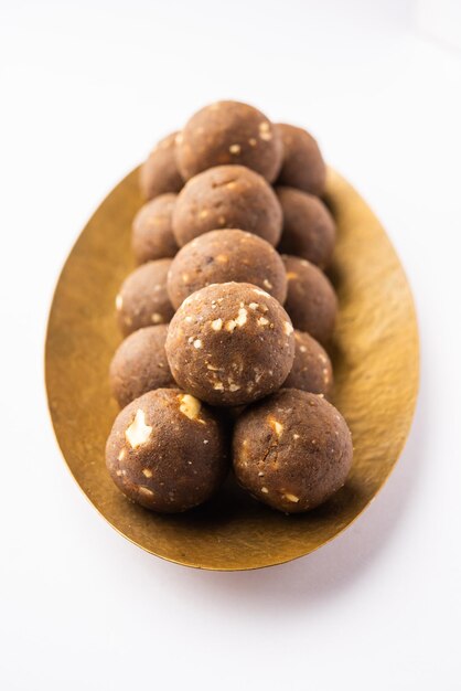 Fenugreek or methi ke Laddu laddo or laddoo or sweet mithai balls for boosting immunity in winters