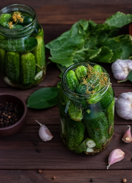 Fermentation of cucumbers in glass jars