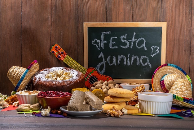 Летний фестиваль еды Festa Junina