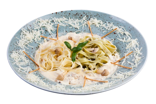 Fettuccine met champignons Italiaanse traditionele pasta