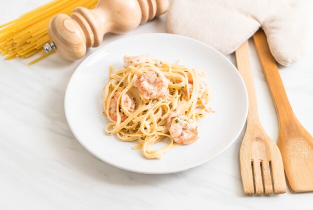 fettuccini pasta met garnalen