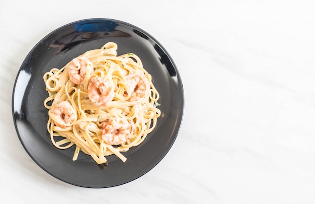 fettuccini pasta with shrimp