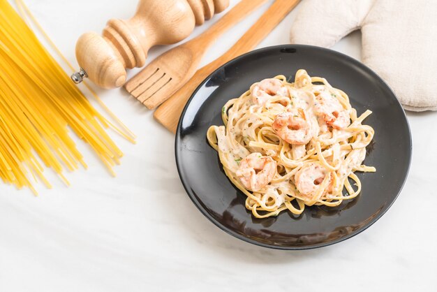 fettuccini pasta with shrimp