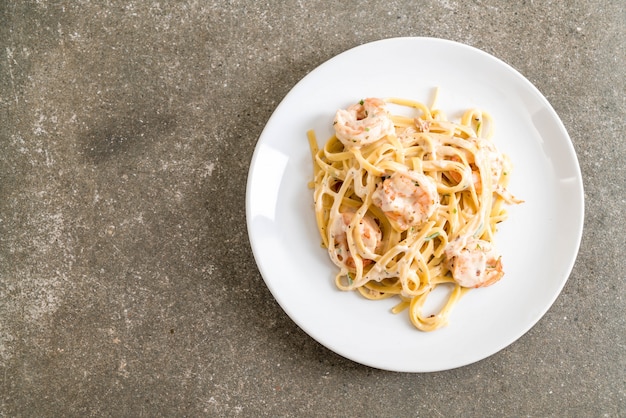 fettuccini pasta with shrimp