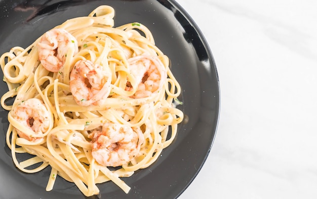 fettuccini pasta with shrimp