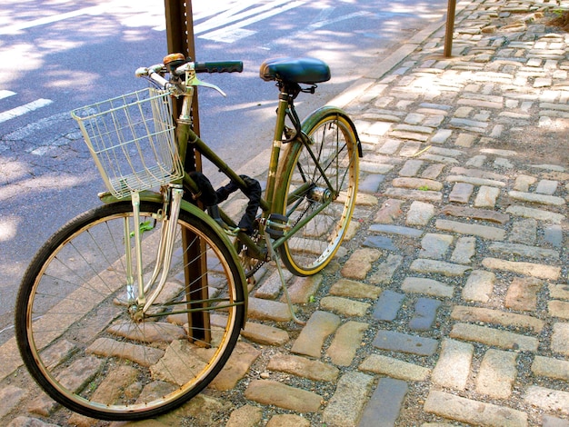 Fiets close-up met ongerichte achtergrond