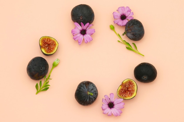 Figs and figs on a pink background