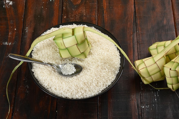 filling ketupat rice dumpling