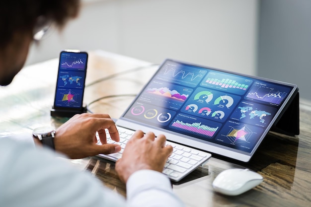 financial data analytics on mobile phone