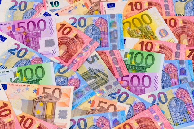 Financiën en economie met eurobankbiljetten
