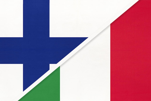 Finland en Italië symbool van land Fins vs Italiaanse nationale vlaggen