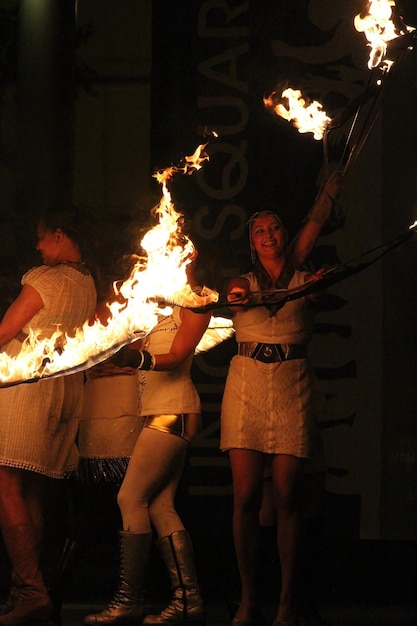 Foto esposizione di danza del fuoco