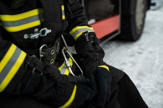 Photo firefighter ready for his mission