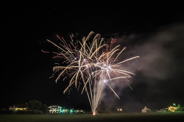 Fuochi d'artificio la sera