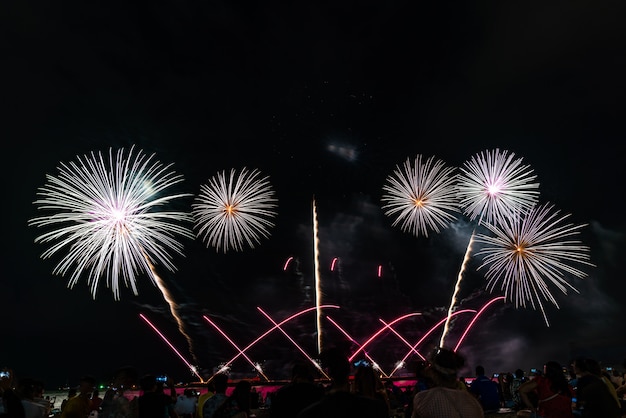 사진 태국 파타야 불꽃 놀이 축제