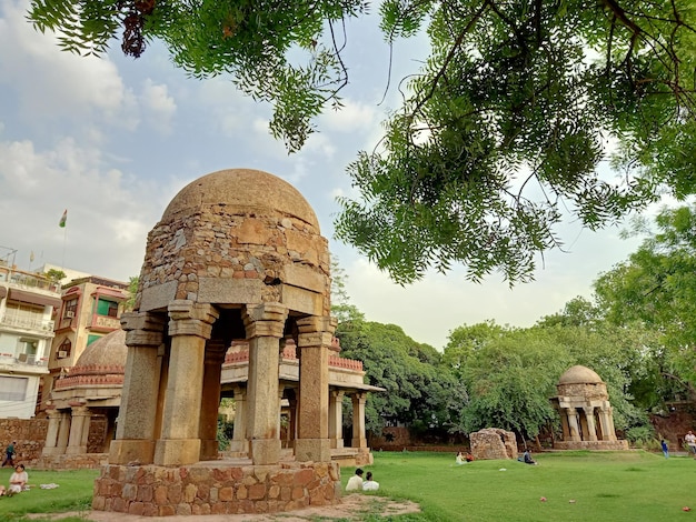 Firoz shah tughlaq tomb history