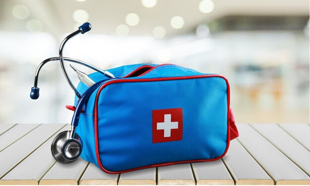 Foto kit di pronto soccorso