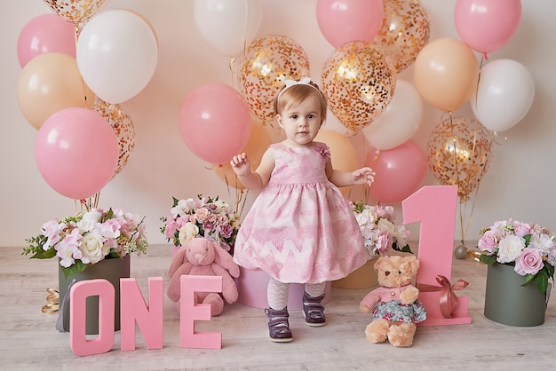 20 Cutest First Birthday Outfits for Baby Girls  1st birthday girls, Baby  girl birthday, Birthday cake smash