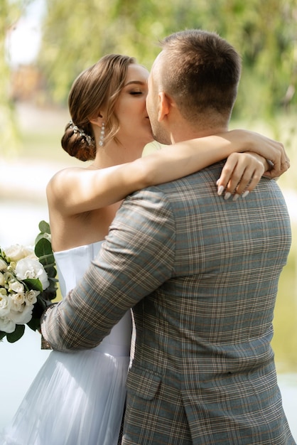 The first meeting of the bride and groom