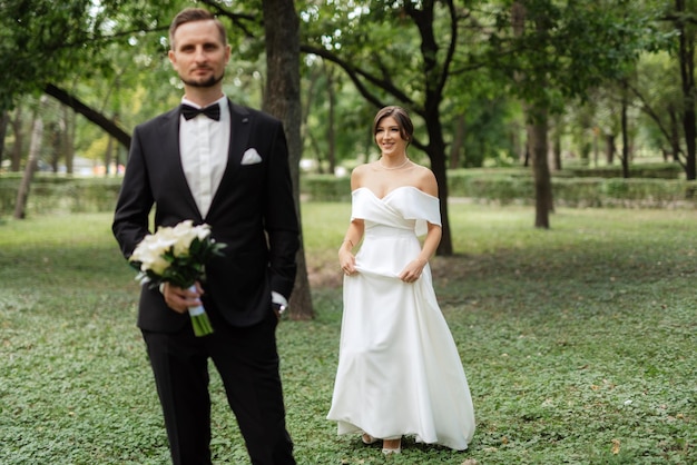 The first meeting of the bride and groom